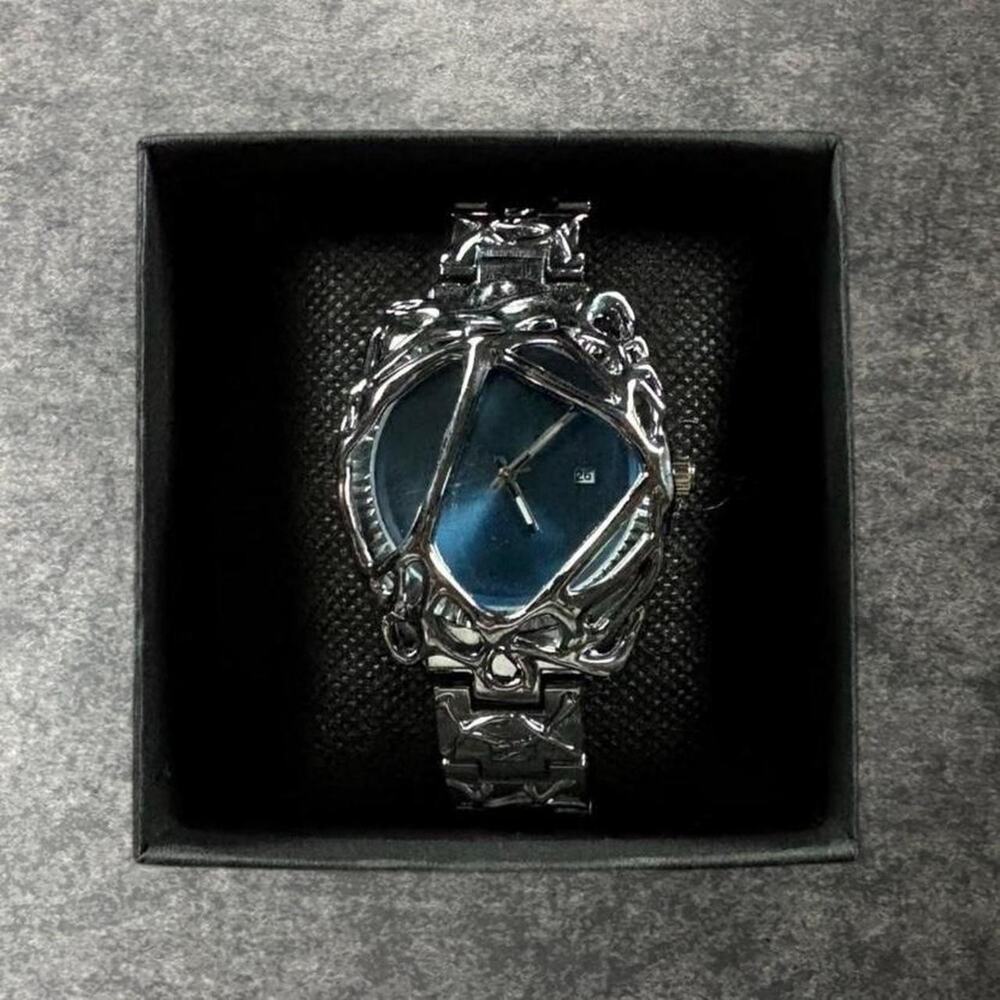 Silver Tone Gothic Thorn Bracelet Watch Blue Dial Analog Date Punk Grunge Y2K